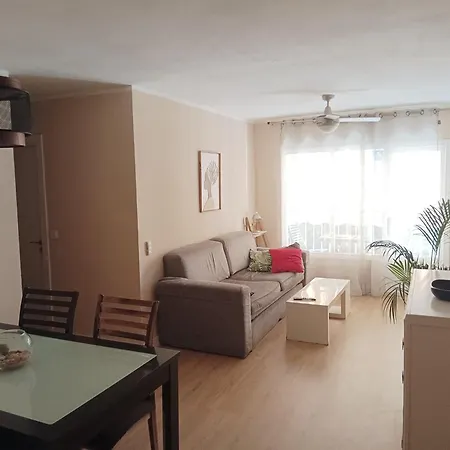 Kwatera prywatna En Compartido Delicias Cerca Del Mar, Aeropuerto, Ave Y Metro Malaga